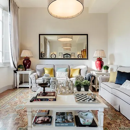 The Park View 4 Bedrooms With Terrace And Elevator Inside The Walls Of Apartment