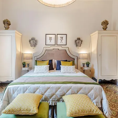 The Park View 4 Bedrooms With Terrace And Elevator Inside The Walls Of Lucca