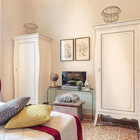 The Park View 4 Bedrooms With Terrace And Elevator Inside The Walls Of Apartment