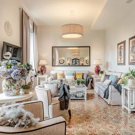 Apartment The Park View 4 Bedrooms With Terrace And Elevator Inside The Walls Of *